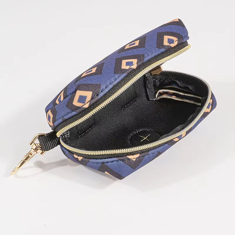 Portable Dog Poop Biodegradable Bag Dispenser Pouch Pet Puppy Cat Pick up Poop Bag Holder Pets Supplies Garbage Bags